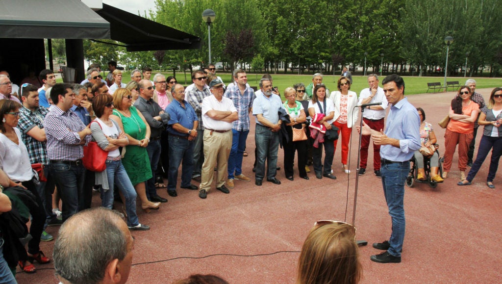 Pedro Sánchez, durante una visita a Logroño en el 2014 en el proceso de primarias del PSOE. Foto de Jonathan Herreros
