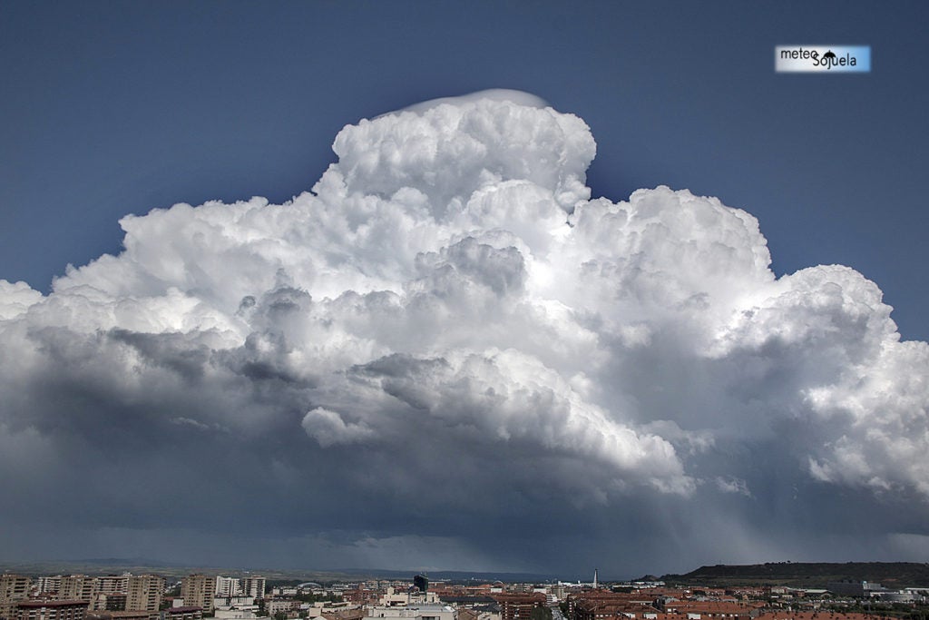 Cumulonimbos. Meteosojuelaimg_3693orig1300con