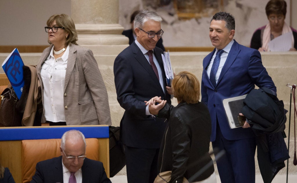 Dirigentes del PP, durante el pleno del pasado jueves. Foto de Díaz Uriel