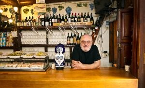 Miguel, en la barra de La Hez