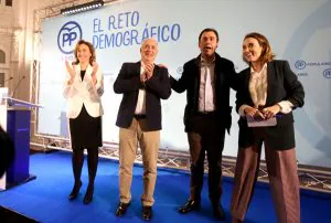 Martín, Maíllo, Ceniceros y Gamarra, al cierre del acto político del 29 de enero en Logroño. Foto de Juan Marín