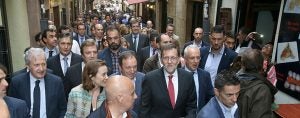 Mariano Rajoy, de visita en la calle Laurel, en mayo del 2016